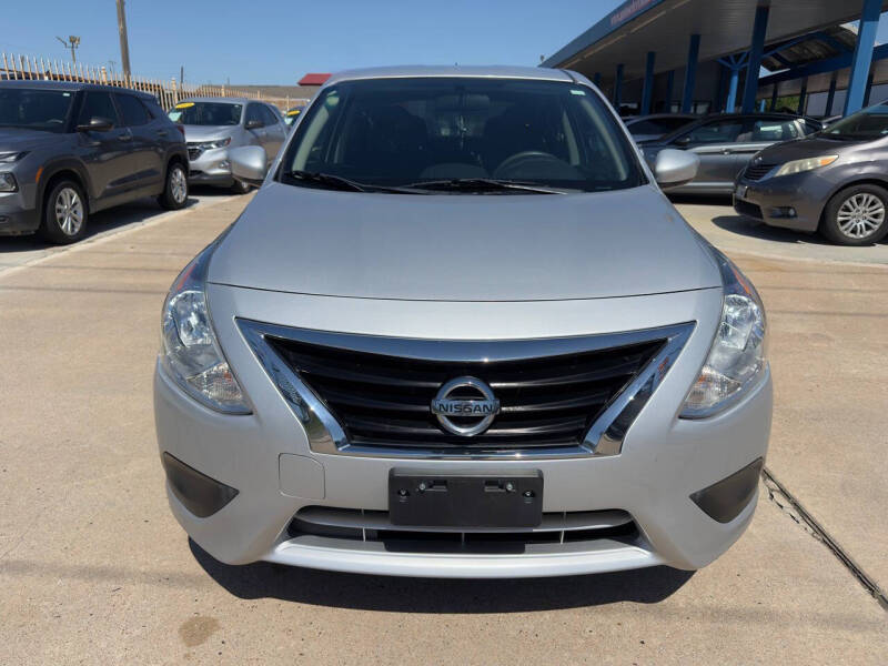 2019 Nissan Versa S Plus