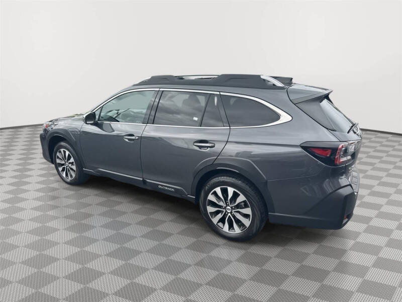 2024 Subaru Outback Touring