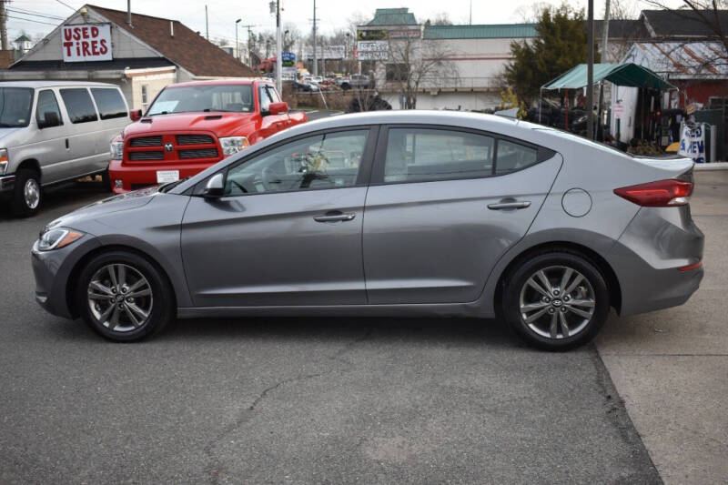 2018 Hyundai Elantra SEL photo 7