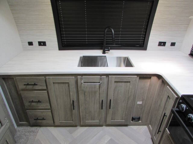 2022 Forest River 270FKS