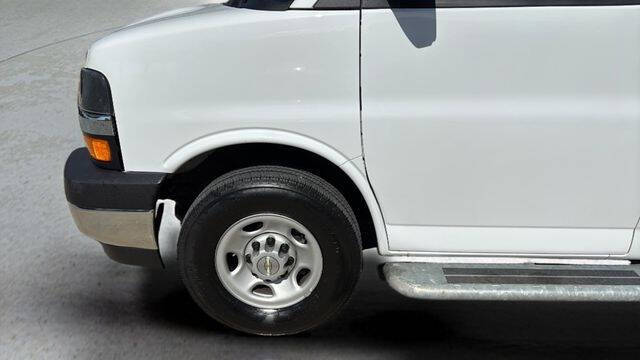 2024 Chevrolet Express 2500