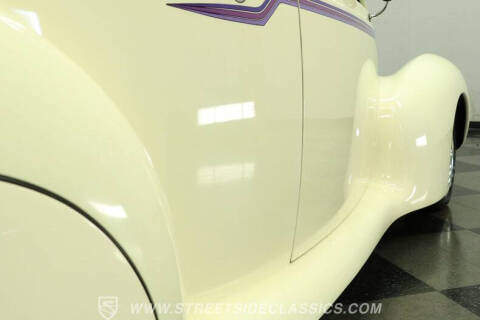 1939 Lincoln Zephyr