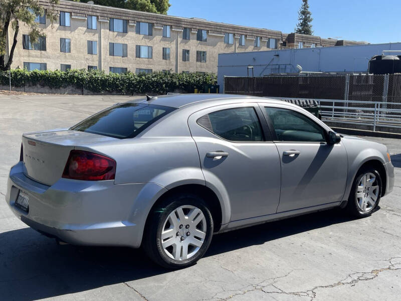 2014 Dodge Avenger SE