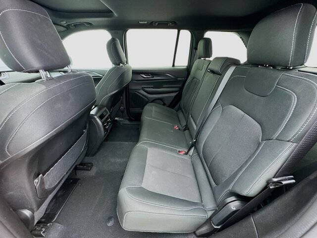 2024 Jeep Grand Cherokee Laredo X