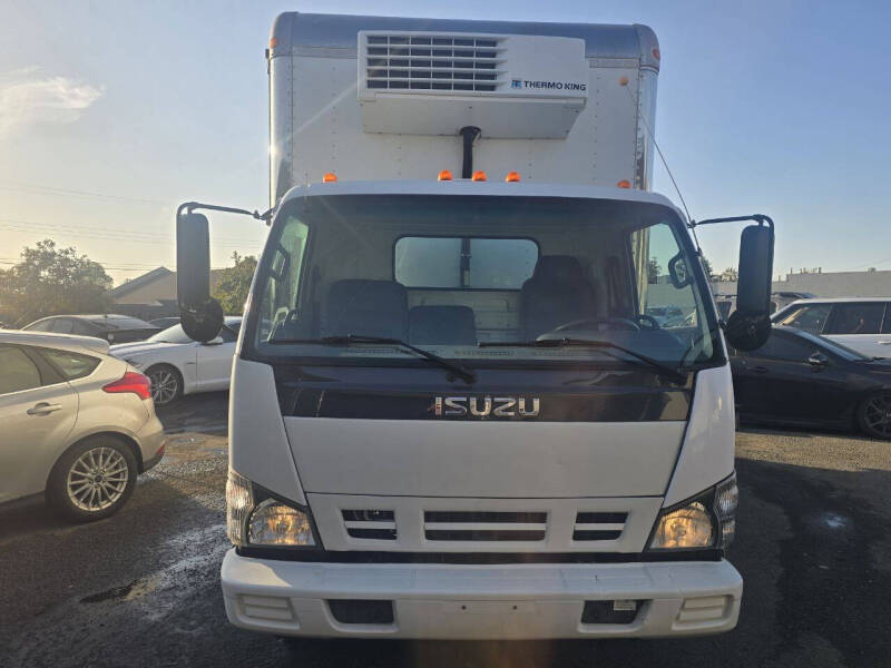 2006 Isuzu NPR