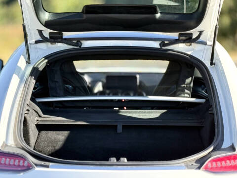 2017 Mercedes-Benz AMG GT