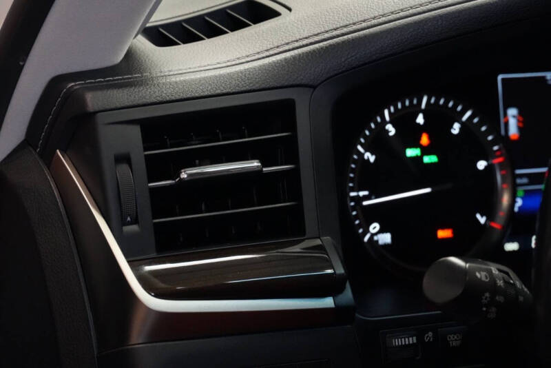 2016 Lexus LX 570