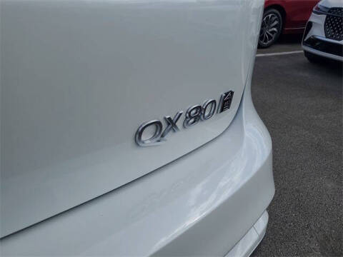 2026 Infiniti QX80 Luxe