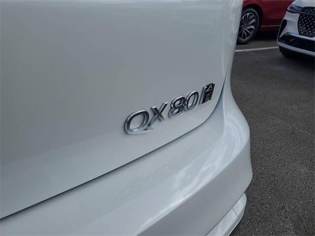 2026 Infiniti QX80 Luxe