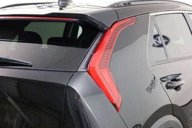 2023 Kia Niro EX