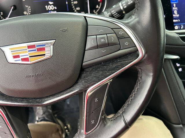 2023 Cadillac XT5 Premium Luxury