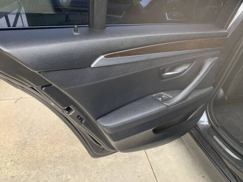 2014 BMW 5 Series 528i