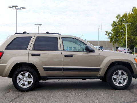2005 Jeep Grand Cherokee Laredo