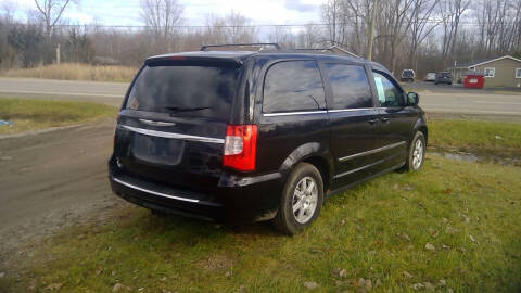 2013 Chrysler Town and Country Touring