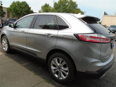 2020 Ford Edge Titanium