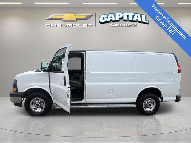 2024 GMC Savana 2500