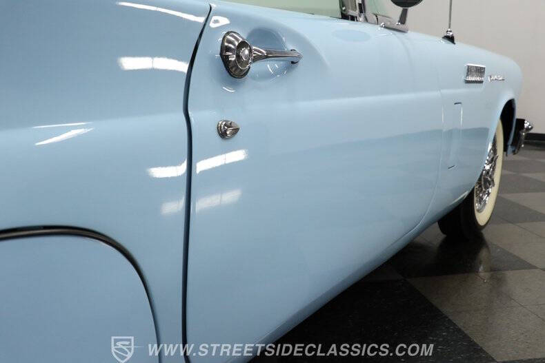 1957 Ford Thunderbird