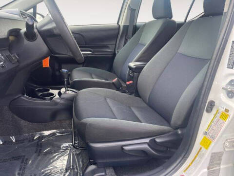 2016 Toyota Prius c Two