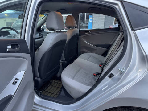 2015 Hyundai Accent GLS