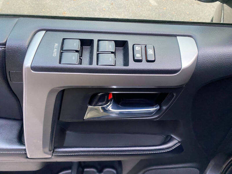 2017 Toyota 4Runner SR5