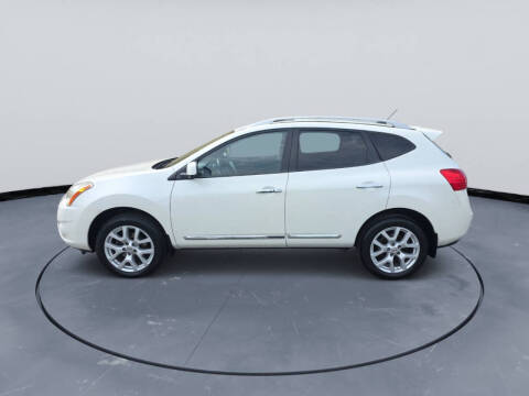 2013 Nissan Rogue SV w/SL Package