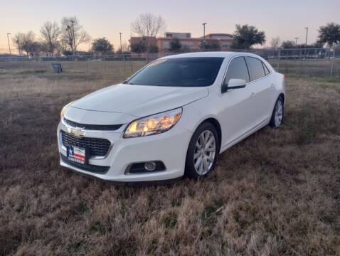 2015 Chevrolet Malibu for sale at LA PULGA DE AUTOS in Dallas TX