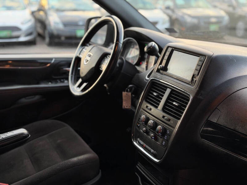 2018 Dodge Grand Caravan SE
