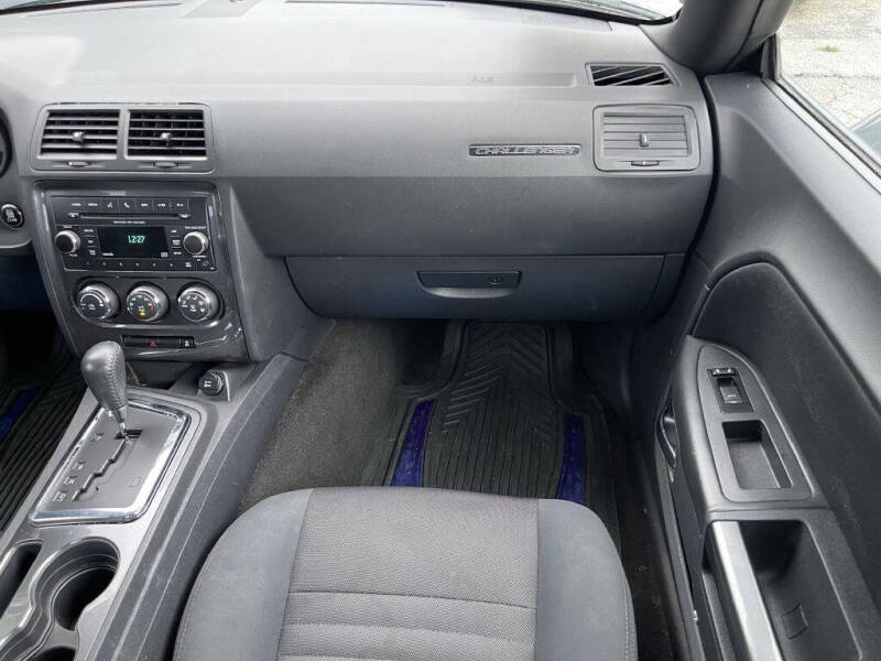 2012 Dodge Challenger SXT