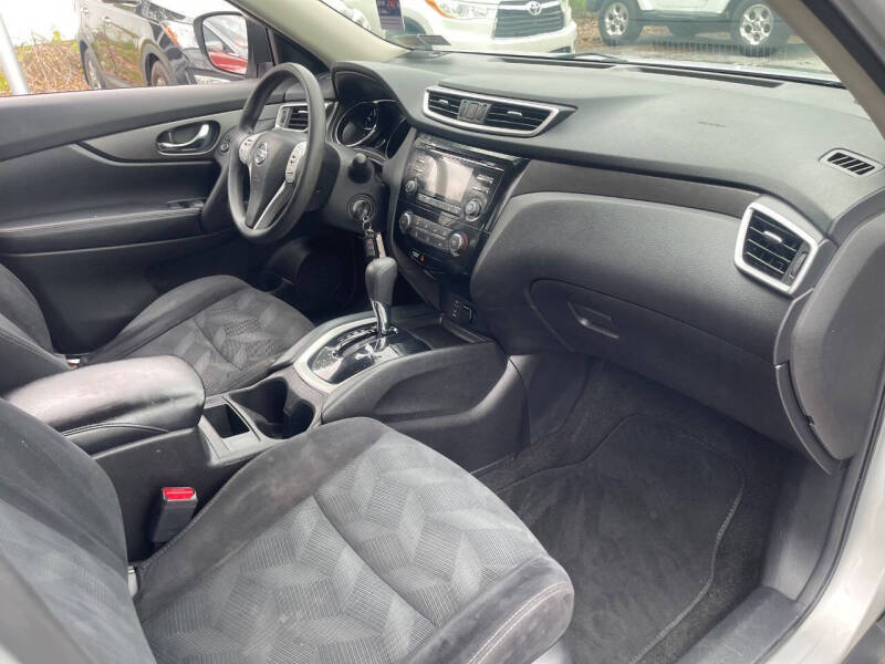 2014 Nissan Rogue S