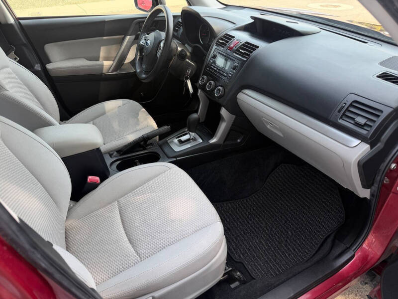 2014 Subaru Forester 2.5i