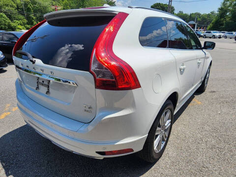 2016 Volvo XC60 T6 Drive-E
