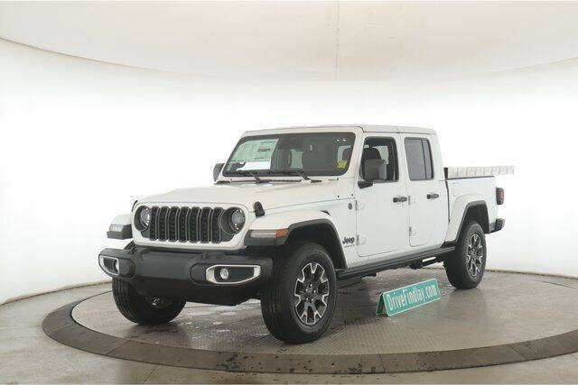 2026 Jeep Gladiator Sahara
