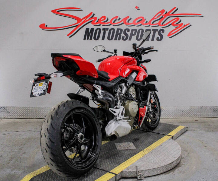 2021 Ducati Streetfighter V4