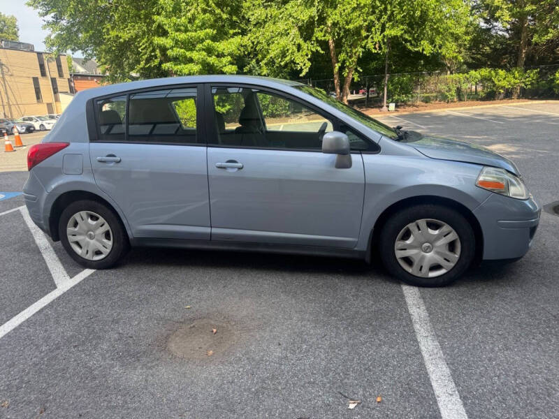 2011 Nissan Versa 1.8 S