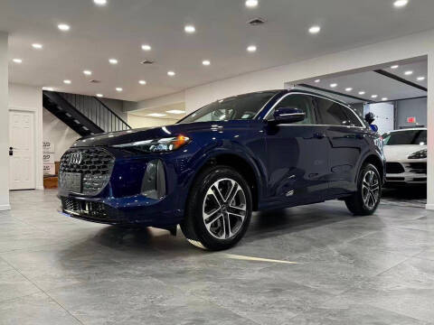 2025 Audi Q5 quattro Premium TFSI