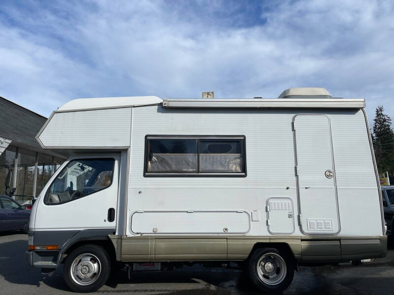 1995 Mitsubishi Canter RV
