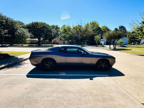 2015 Dodge Challenger SXT