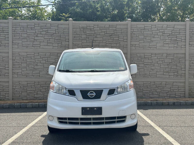 2021 Nissan NV200 SV photo 2