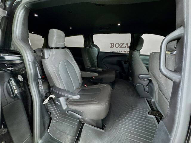 2021 Chrysler Pacifica Touring