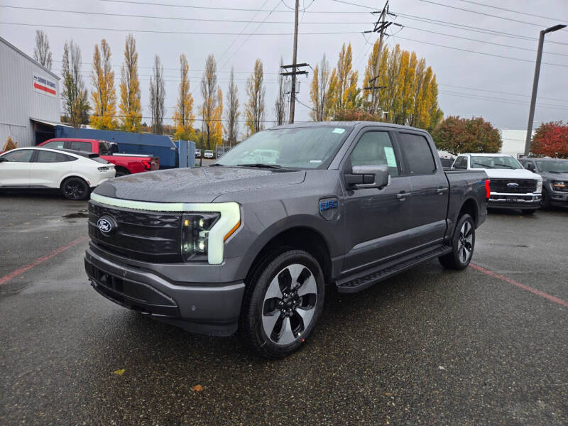 2025 Ford F-150 Lightning Platinum