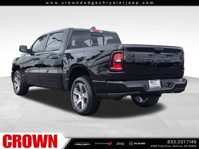 2026 RAM 1500 Express