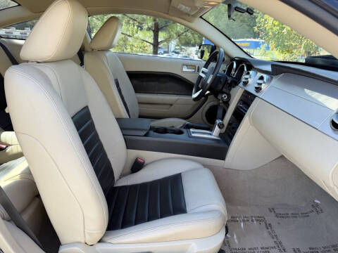 2007 Ford Mustang GT Deluxe