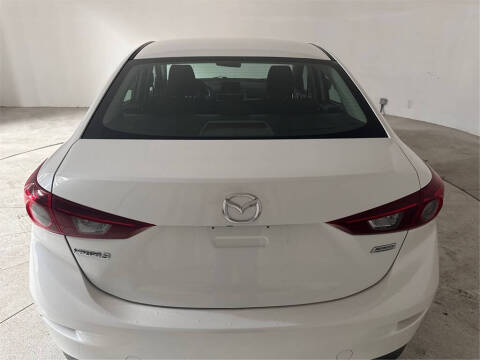 2018 Mazda MAZDA3 Sport