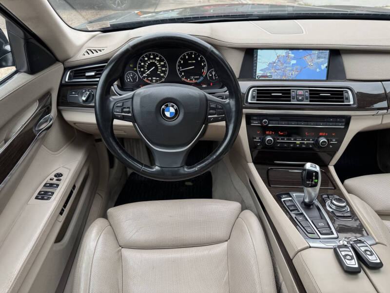 2012 BMW 7 Series 750Li xDrive