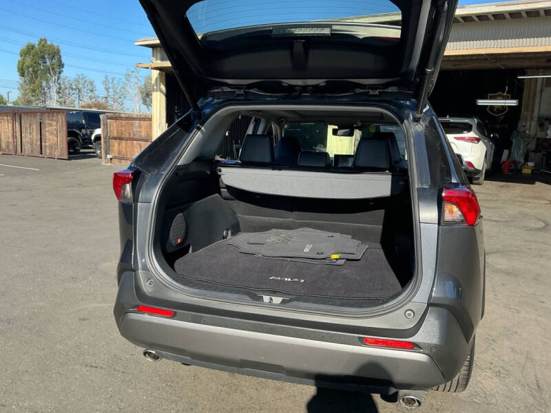 2019 Toyota RAV4 Hybrid Limited