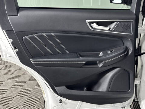 2022 Ford Edge ST