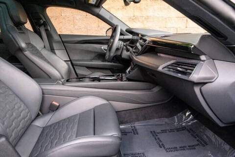 2023 Audi e-tron GT quattro Prestige