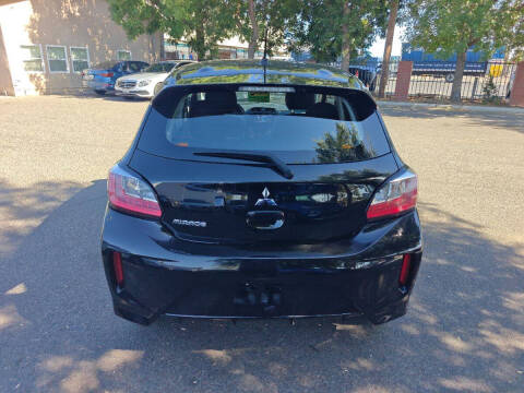 2024 Mitsubishi Mirage ES