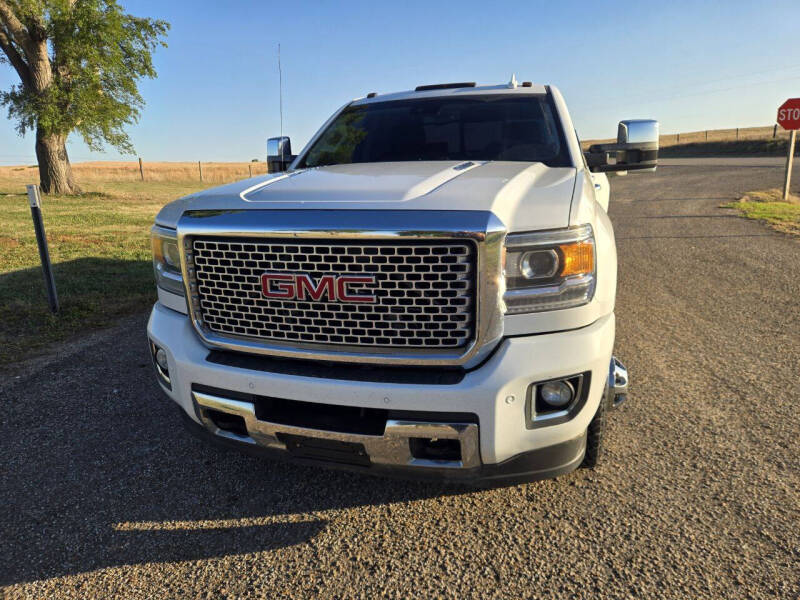 2016 GMC Sierra 3500HD Denali