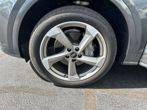 2020 Audi Q5 quattro Titanium Prem Pl 45 TFSI